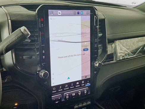 New 2026 RAM 3500 Limited w/ Towing Technology Group image 15