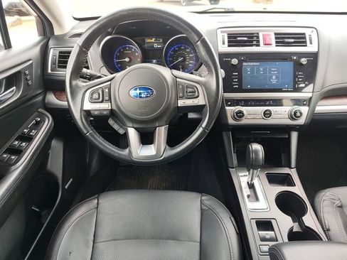 Used 2017 Subaru Outback 2.5i Limited AWD/4WD image 23