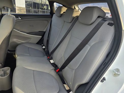 Used 2014 Hyundai Accent SE w/ Option Group 3 image 33