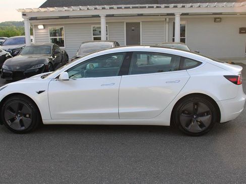 Used 2018 Tesla Model 3 Long Range image 4