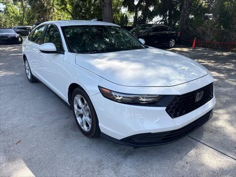 Used 2024 Honda Accord LX image 4