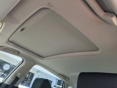 Used 2018 Honda Accord EX image 19