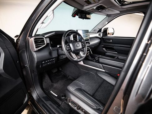 Used 2024 Toyota Tundra Limited AWD/4WD image 4
