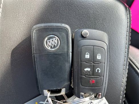 Used 2012 Buick LaCrosse Touring image 27