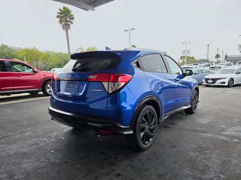 Used 2022 Honda HR-V Sport image 8