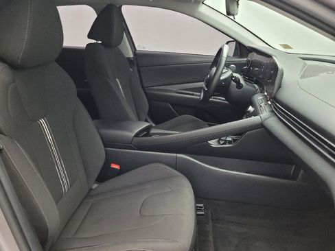 Used 2023 Hyundai Elantra SEL w/ Convenience Package FWD image 21