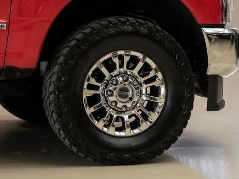 Used 2022 Ford F350 XLT w/ XLT Premium Package AWD/4WD image 45