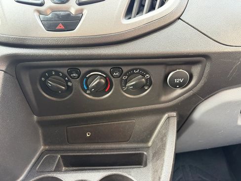 Used 2018 Ford Transit 150 XL RWD image 19