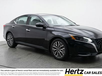 Used 2025 Nissan Altima 2.5 SV
