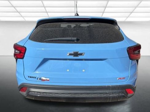Used 2024 Chevrolet Trax RS image 5