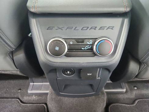 New 2026 Ford Explorer Active RWD image 37