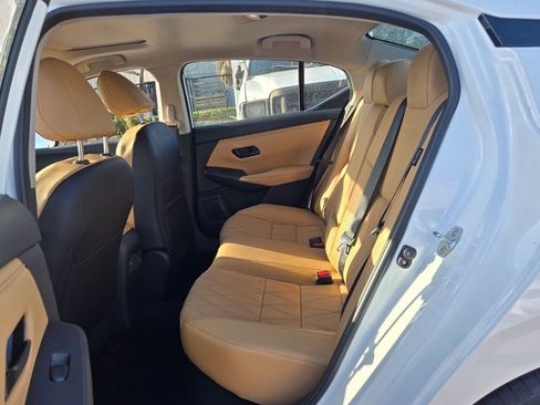 New 2025 Nissan Sentra SV w/ SV Premium Package FWD image 8