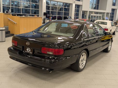 Used 1996 Chevrolet Impala SS image 4