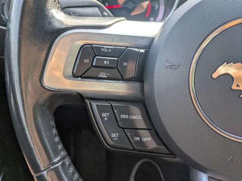 Used 2022 Ford Mustang Premium RWD image 22