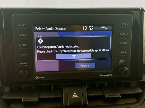 Used 2021 Toyota RAV4 LE AWD/4WD image 14