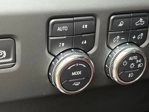 Used 2025 GMC Sierra 1500 Denali Ultimate AWD/4WD image 19