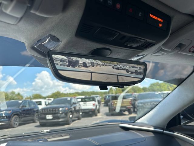 Used 2020 Chevrolet Corvette Stingray Premium Conv w/ 3LT Preferred Equipment Group RWD image 40