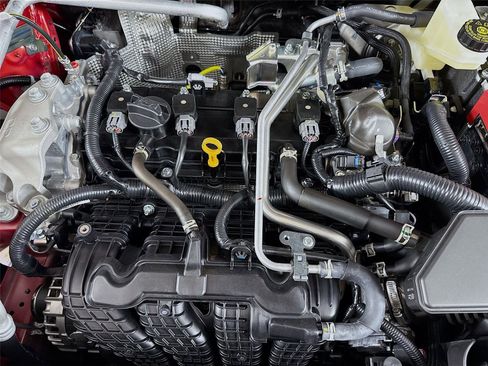 New 2025 Mitsubishi Outlander SE image 29