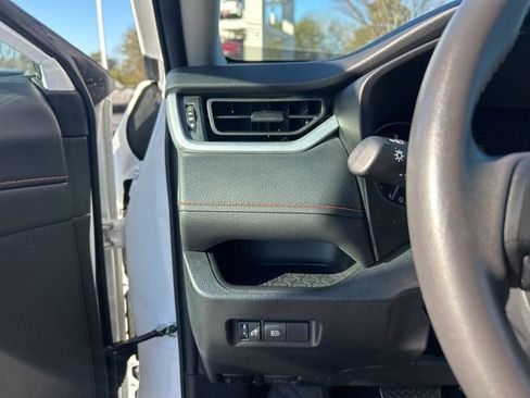 Used 2024 Toyota RAV4 Adventure image 27