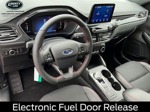 New 2026 Ford Escape ST-Line Select image 12