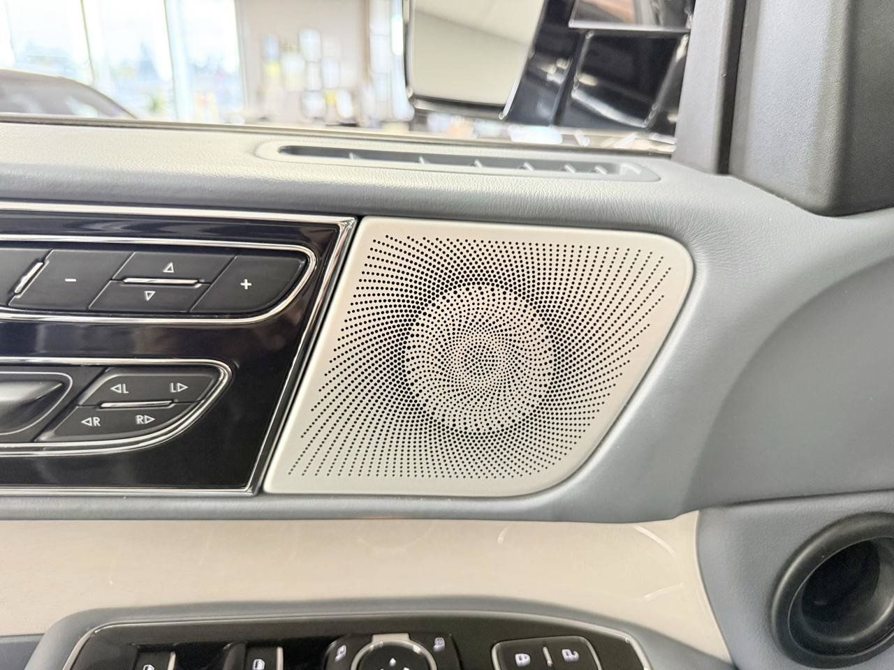 Used 2018 Lincoln Navigator Black Label AWD/4WD image 29