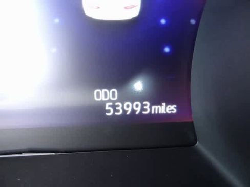 Used 2024 Toyota Camry XLE image 10