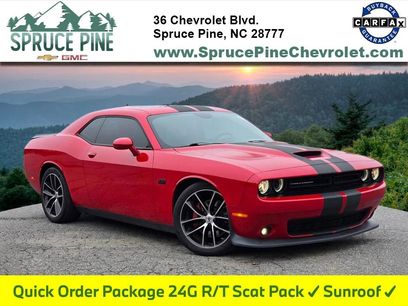 Used 2017 Dodge Challenger R/T Scat Pack w/ Leather Interior Group