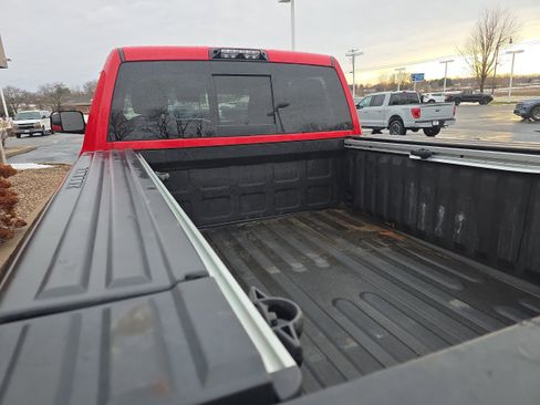 Used 2020 RAM 2500 Big Horn w/ Level 2 Equipment Group image 11