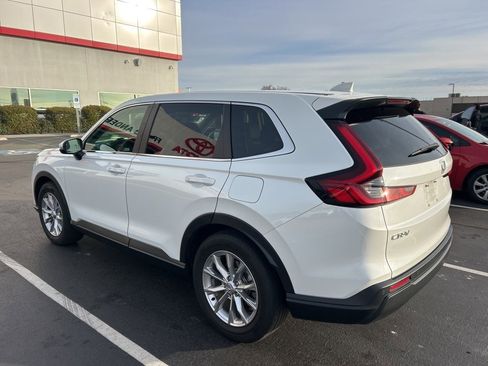 Used 2023 Honda CR-V EX-L image 8