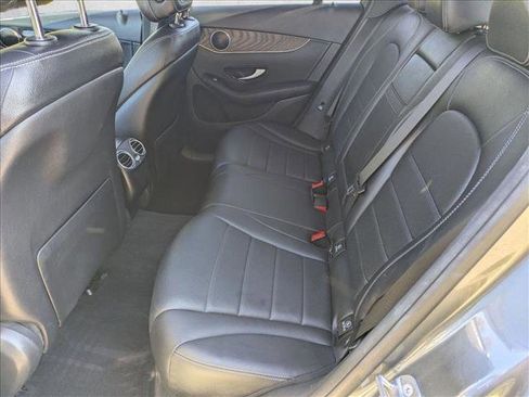 Used 2017 Mercedes-Benz GLC 300 4MATIC image 20