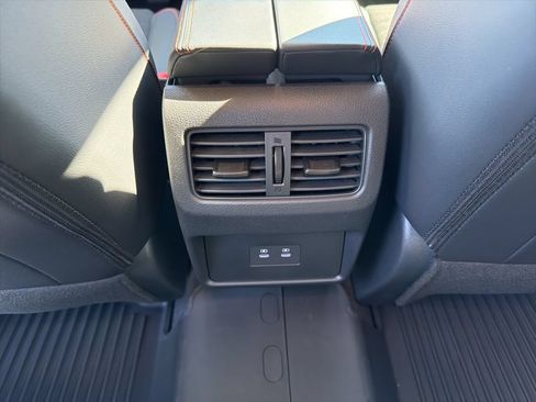 Used 2026 Nissan Rogue SV AWD/4WD image 18