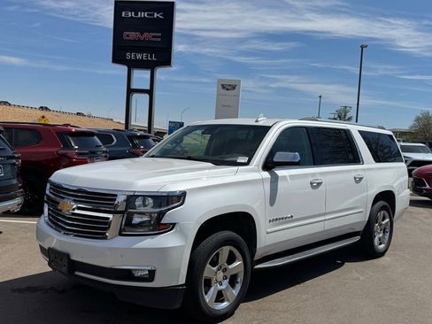 Used 2017 Chevrolet Suburban Premier image 1
