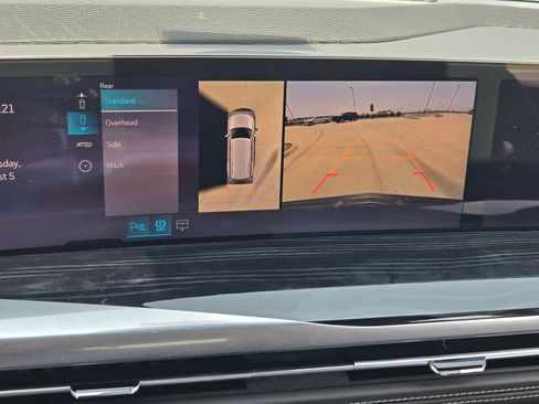 New 2026 Cadillac Escalade Sport AWD/4WD image 16