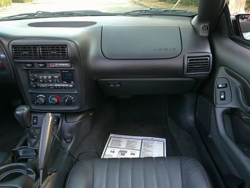 Used 2002 Chevrolet Camaro Z28 w/ SS Performance/Appearance Pkg image 26