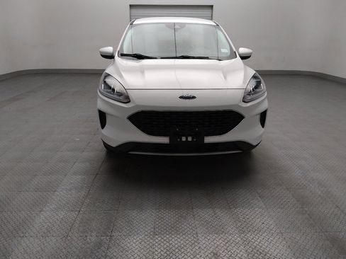 Used 2021 Ford Escape SE FWD image 14