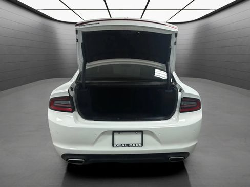 Used 2019 Dodge Charger SXT RWD image 20