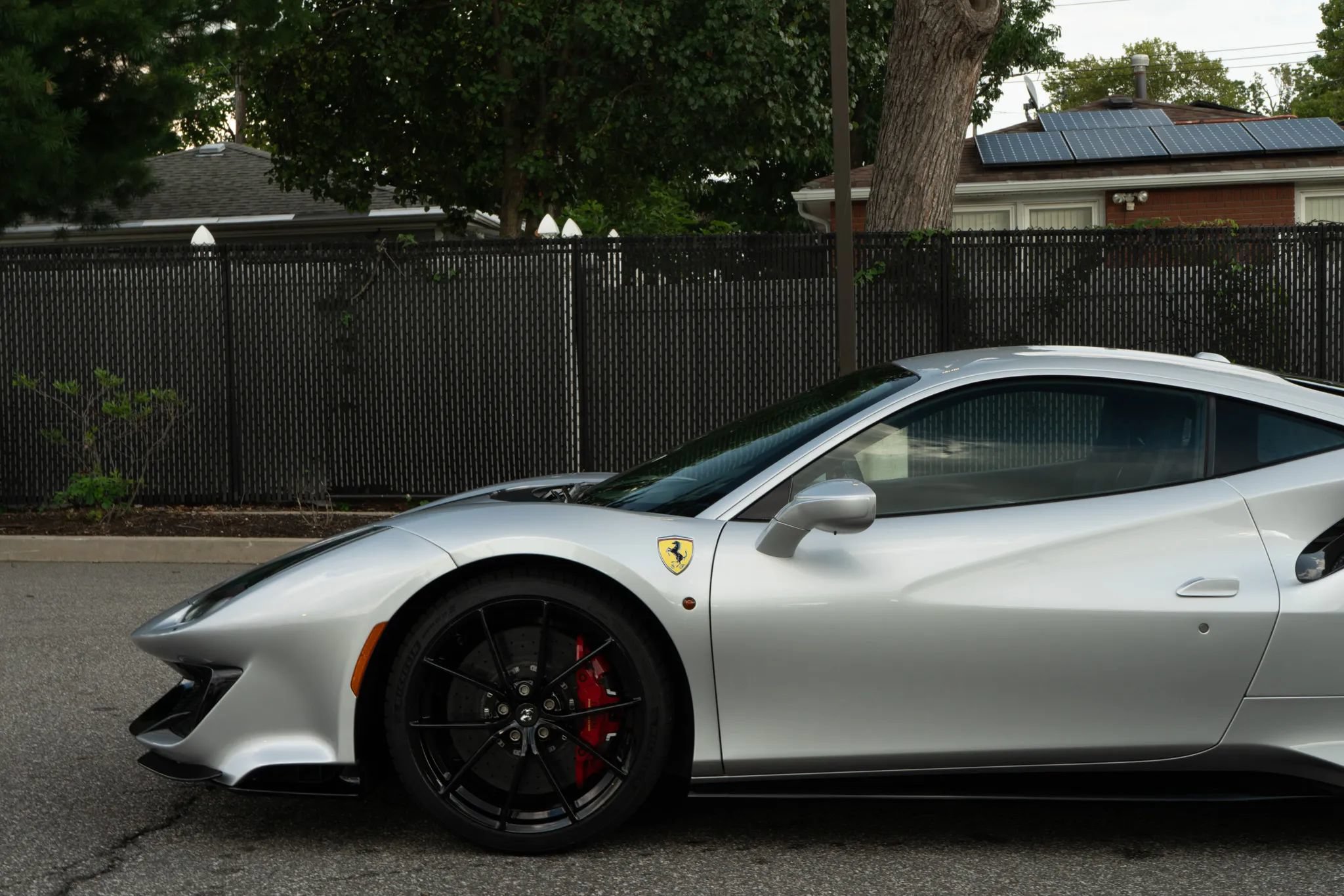 Used 2019 Ferrari 488 Pista Coupe RWD image 43