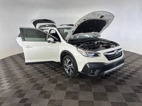 Used 2020 Subaru Outback Limited AWD/4WD image 12