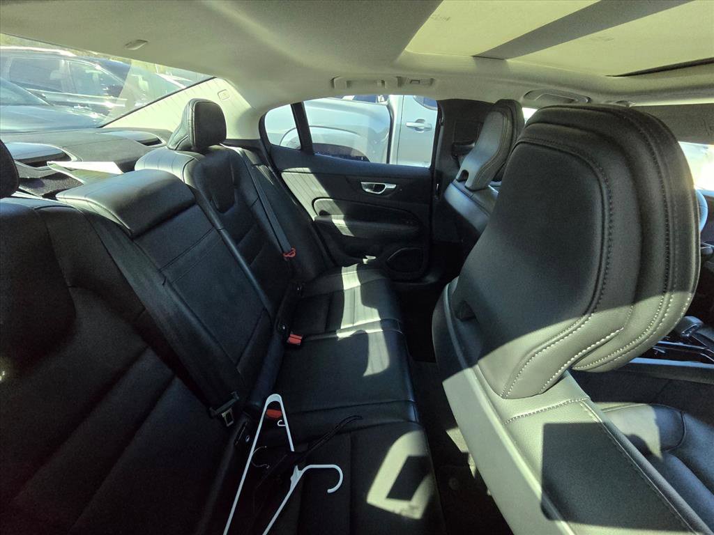 Used 2024 Volvo S60 B5 Core AWD/4WD image 6