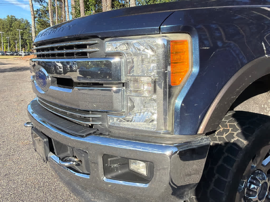 Used 2017 Ford F350 Lariat w/ Lariat Ultimate Package AWD/4WD image 8