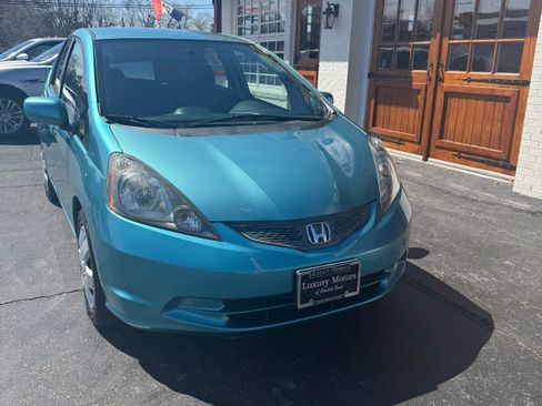 Used 2013 Honda Fit image 6