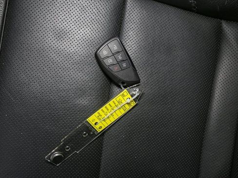 Used 2024 GMC Yukon Denali image 46