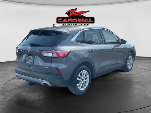 Used 2021 Ford Escape SE FWD image 3