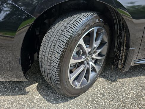 Used 2018 Acura TLX w/ Technology Package FWD image 34