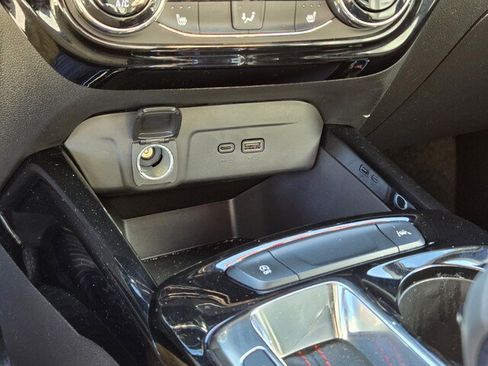 Used 2024 Chevrolet Trax RS w/ Driver Confidence Package image 7