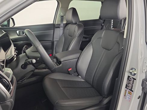 Used 2026 Kia Sorento EX image 18