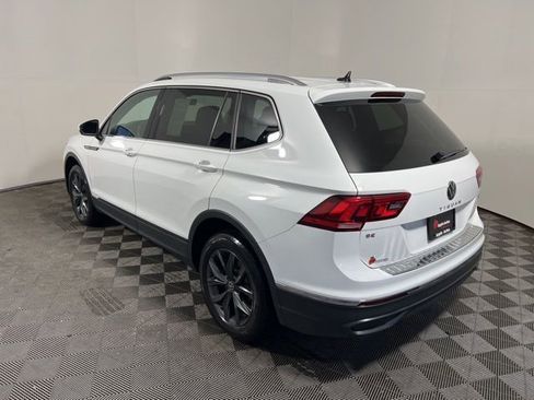 Used 2022 Volkswagen Tiguan SE AWD/4WD image 6