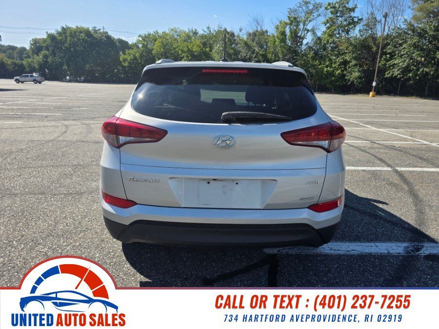 Used 2017 Hyundai Tucson SE w/ SE Popular Package 02 AWD/4WD image 4