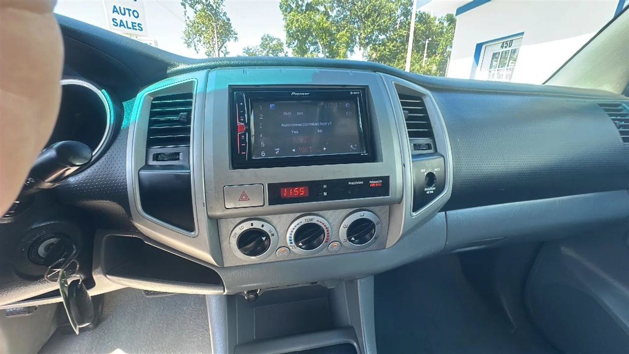 Used 2010 Toyota Tacoma PreRunner RWD image 28