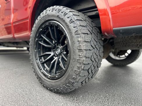 Used 2014 Ford F150 Lariat w/ Equipment Group 501A Mid image 31